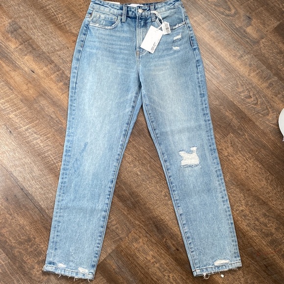 VERVET EMMA HIGH WAISTED MOM JEAN W/DISTRESSED SEMI RIDGID DENIM - Picture 3 of 13